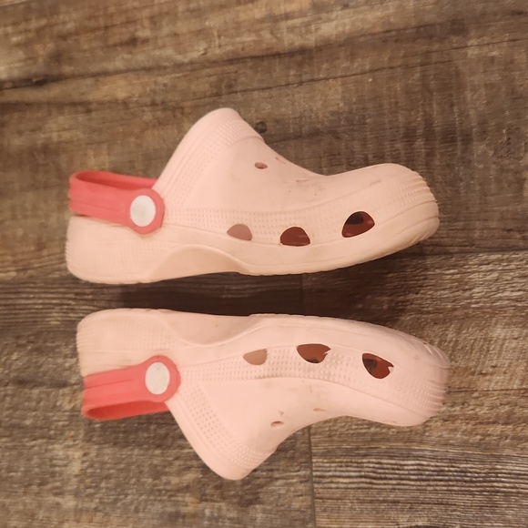 Foam Rubber Clog Water Shoes - Picture 3 of 11